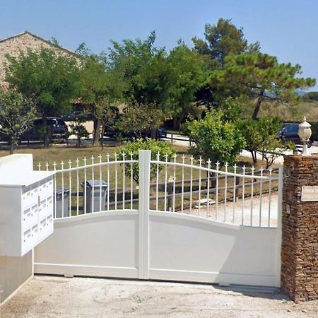 Grand Studio A 5Mns De La Plage Des Salins Hyères Kültér fotó