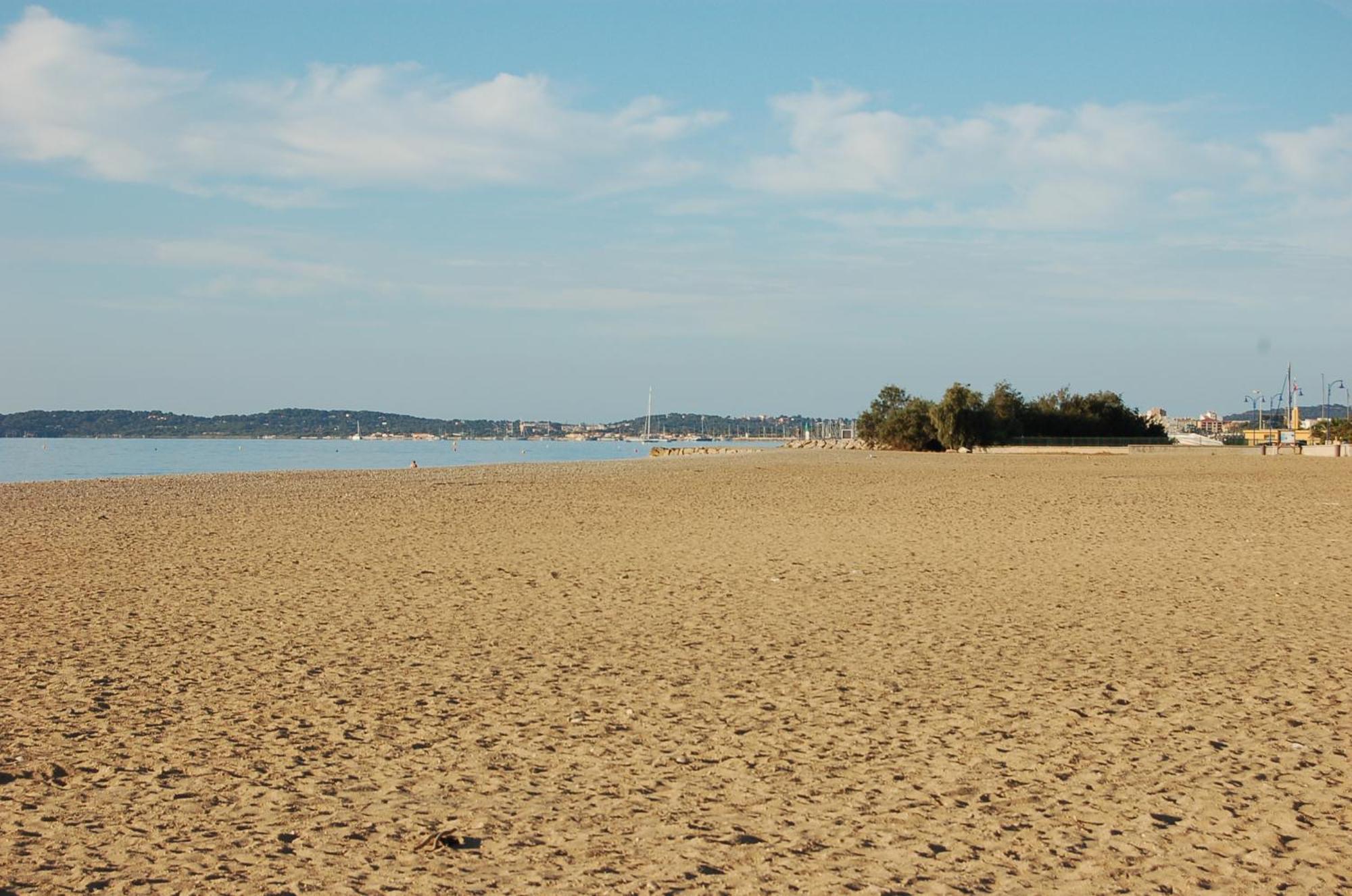 Grand Studio A 5Mns De La Plage Des Salins Hyères Kültér fotó
